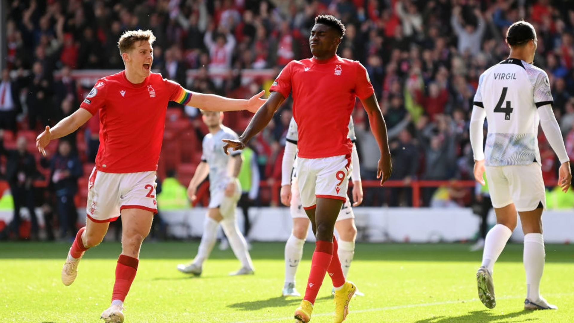 国际足坛的 国际足坛的