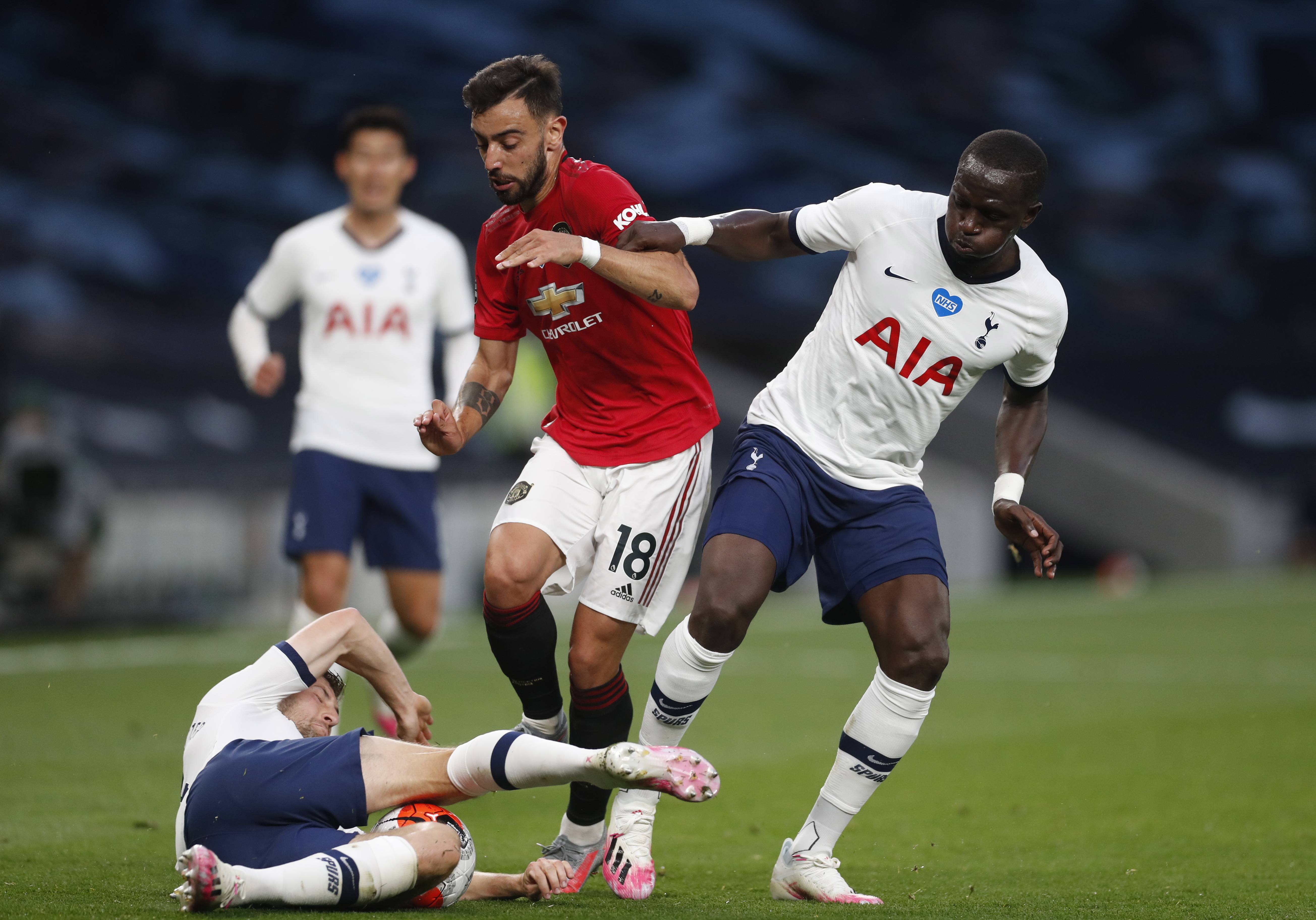 都吸引着无 都吸引着无